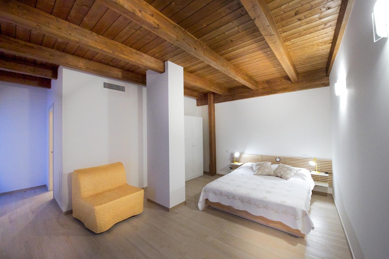 Torre Della Loggia - Dimora Storica - Ortona Bed and Breakfast Exterior foto