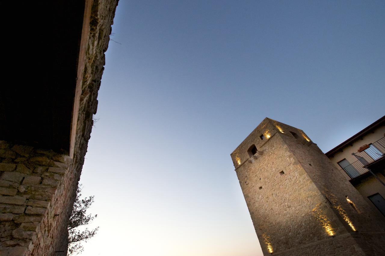 Torre Della Loggia - Dimora Storica - Ortona Bed and Breakfast Exterior foto