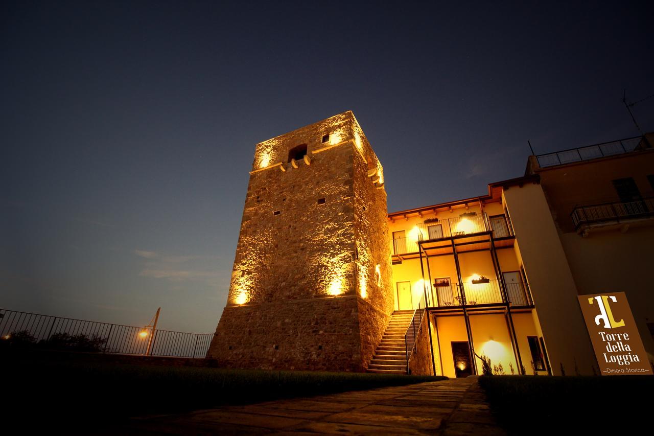 Torre Della Loggia - Dimora Storica - Ortona Bed and Breakfast Exterior foto