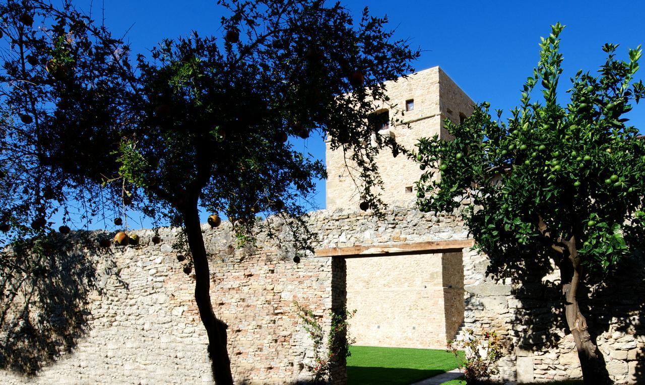 Torre Della Loggia - Dimora Storica - Ortona Bed and Breakfast Exterior foto