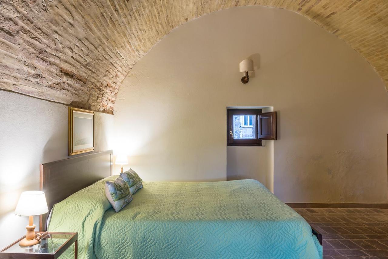 Torre Della Loggia - Dimora Storica - Ortona Bed and Breakfast Exterior foto